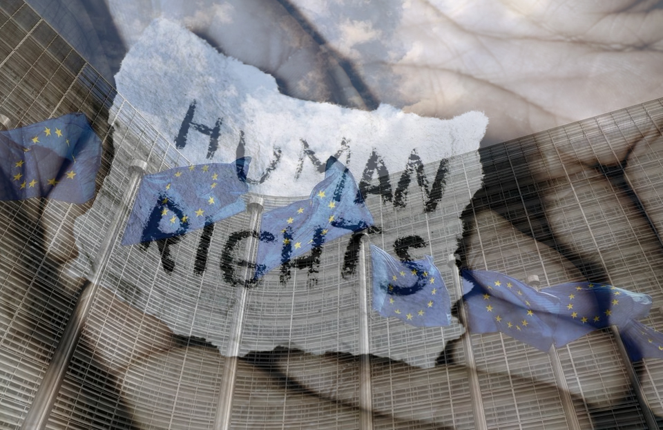 EU lawmakers back human rights, environmental checks for big companies